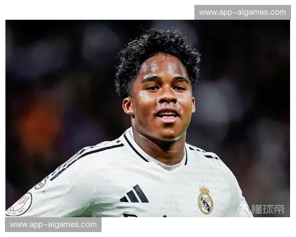 皇马外租天才恩德里克冬窗加盟里昂，四场贡献4球1助